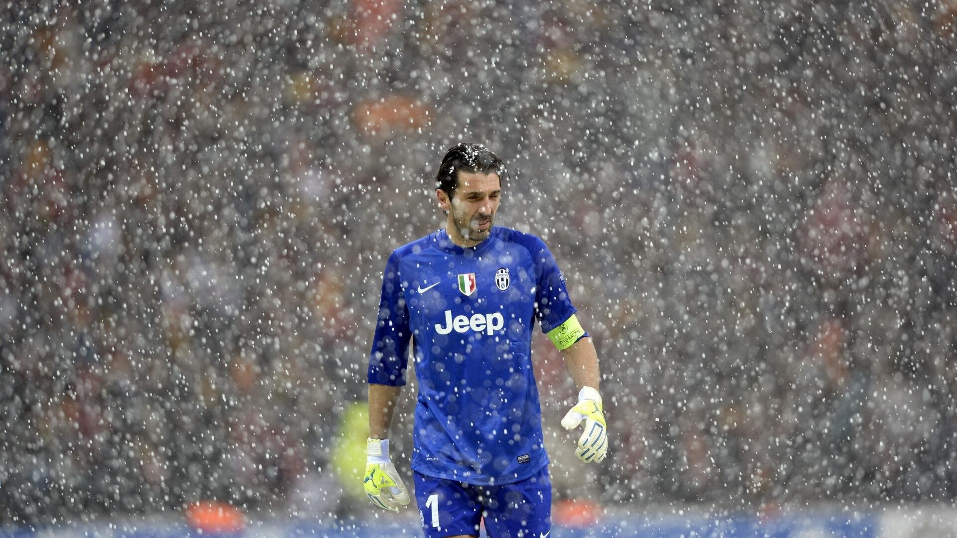 专家建议加强足球基础设施建设，深化足球改革方案